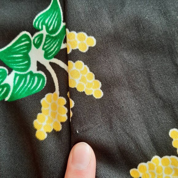 Vtg 70s Polyester Bells Novelty Goldenrod Plant Print Bell Bottom Flare Pants SM - Picture 7 of 8